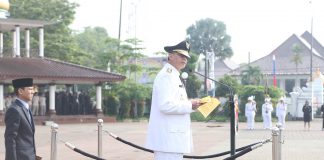 Gubernur Banten Wahidin Halim Pimpin Apel HUT Bhayangkara ke 71 (Photo : Humas Pemprov Banten)