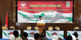 Wagub Banten Andhika Hazrumy memberikan sambutan pada pembukaan Lomba Diskusi/Argumen Parade Cinta Tanah Air Provinsi Banten di aula Pendopo Gubernur Banten Curug, Kota Serang, Rabu (02/08/2017).