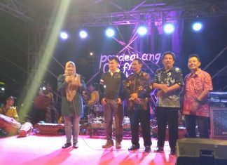 Dispar Pandeglang Gelar Car Free Night 2017