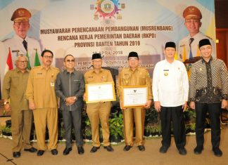 Pemkab Lebak Raih Penghargaan Pembangunan Daerah 2018