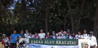 Erupsi Gunung Anak Krakatau Jadi Daya Tarik Wisatawan Mancanegara