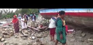 Pasca Tsunami, Warga Cari Barang – Barang Berharga