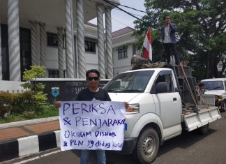Massa Hampa Tuding Oknum Dishub Pandeglang Kongkalikong Dengan PLN