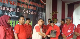 DPC PDI Perjuangan Pandeglang Tanam Ribuan Pohon di Menes