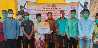 Adde Rosi Berikan Bantuan Hand Tractor Untuk Petani Pandeglang Dan Kawal 60 BSPS