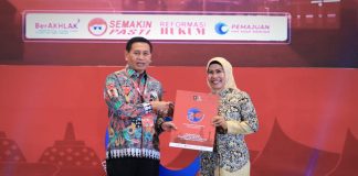 Bupati Serang Raih Penghargaan Kementerian Hukum dan HAM