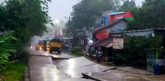 Akibat Longsor, Jalan Raya Picung-Munjul Amblas