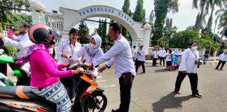 Bangun Zona Integritas WBK Dan WBBM, PN Pandeglang Adakan Public Campaign