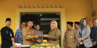 Bupati Serang Apresiasi Kekompakan Warga Bangun Kantor Desa