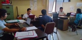 Terekam CCTV, Maling Motor di Pandeglang Nekat di Siang Hari