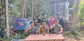 Yonif Mekanis 320/Badak Putih Bangun Fasilitas Air Bersih di Pandeglang