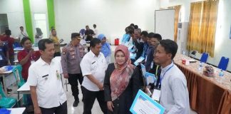 Pemkab Pandeglang Berikan Bantuan Mesin Kapal dan Pelatihan Bagi Nelayan