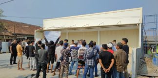 Warga Cipacung, Pandeglang, Tolak Pembangunan Indomaret