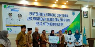 2 Ahli Waris Pekerja di Pandeglang Terima Santunan Kematian Dari BPJS Ketenagakerjaan