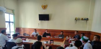 Tolak Bank Keliling, Masyarakat Datangi Komisi II DPRD Pandeglang