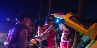 Polres Serang Sita Ratusan Botol Miras dalam Operasi Pekat Maung 2023