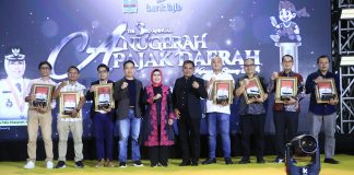 Bupati Serang Beri Penghargaan Puluhan Wajib Pajak
