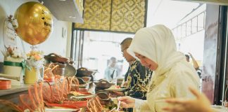 Diana Jayabaya Kesengsem Menu Khas Sunda di Warung Salam Sereh