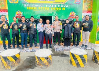 Pendekar Banten Bagikan 1.000 Takjil di Cikande