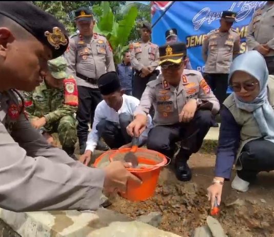 Polres Pandeglang Revitalisasi Jembatan Merah Putih Presisi
