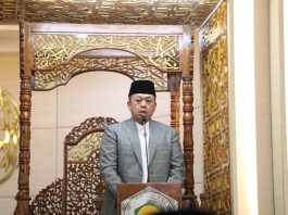 Jadi Khatib Idul Adha, Menteri Nusron Sampaikan Pesan untuk “Sembelih” Ego dan Keserakahan