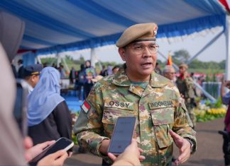 Penutupan Latsarmil Komcad Gelombang I 2026, Wamen Ossy Sebut Latsarmil Perkuat Karakter dan Integritas ASN
