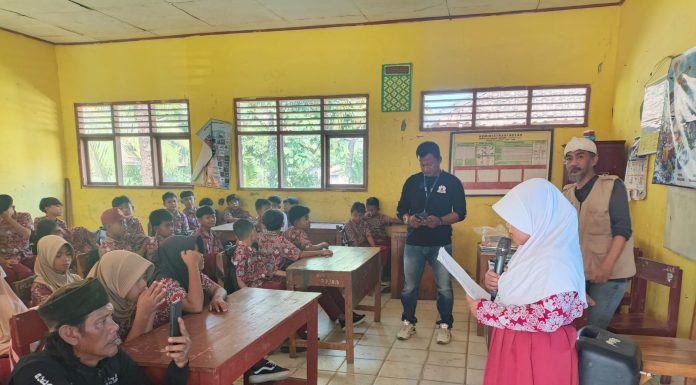 Keren, FPTK Banten dan Boedak Saung Rescue Edukasi Pelajar Lewat Program “Coral Reefs Goes to School”