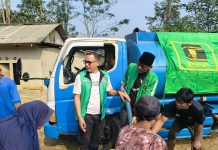DPC PPP Pandeglang Salurkan Bantuan Air Bersih