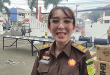 4.251 Slof Rokok Ilegal Dimusnahkan Kejari Pandeglang