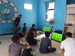 Wartawan Bersama Masyarakat Antusias Ikuti Perlombaan Yang Digelar PORWAN Dalam Rangka HUT ke-81 RI