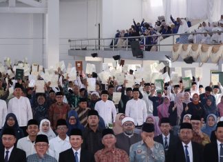 Selembar Sertipikat Menjaga Amanah Tanah Wakaf